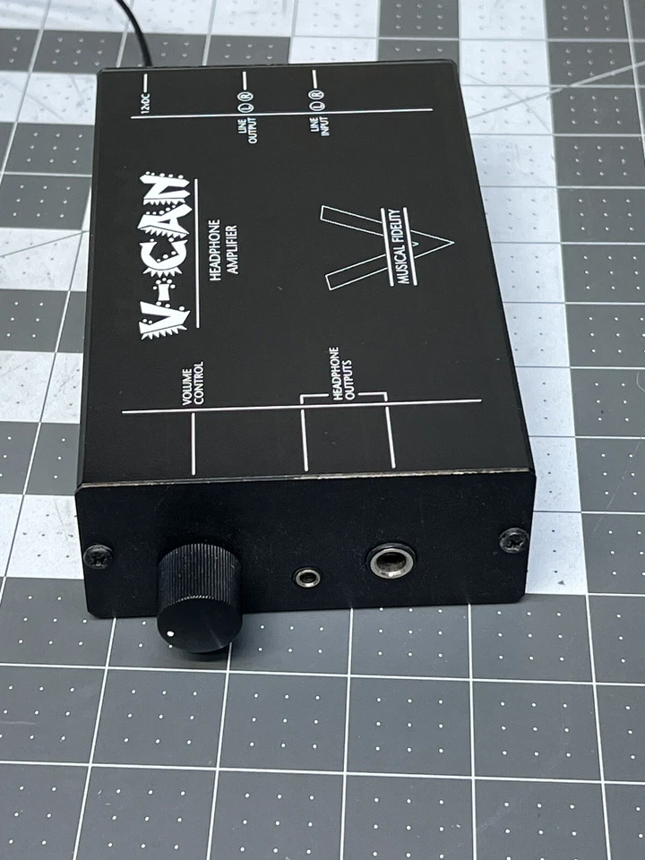 Amplificador de auriculares Musical Fidelity V-CAN funciona muy bien RARO consultar fotos por favor 🔥🔥 Foto 3 de 4