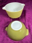 Vintage Pyrex Bowls Lot Of 2 #32 #18 Green Yellow