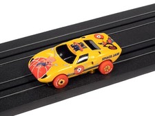 Space Jam Looney Tunes 1966 Ford GT40 Thunderjet Release 34  SC386  Auto World