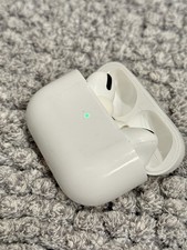 Apple AirPods Pro 1st Gen Charging Case Genuine A2190 READ DESCRIPTION 