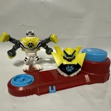 2023 Legends Of Akedo - Beast Strike Series 5 - WHITE PAW - Beast Giants