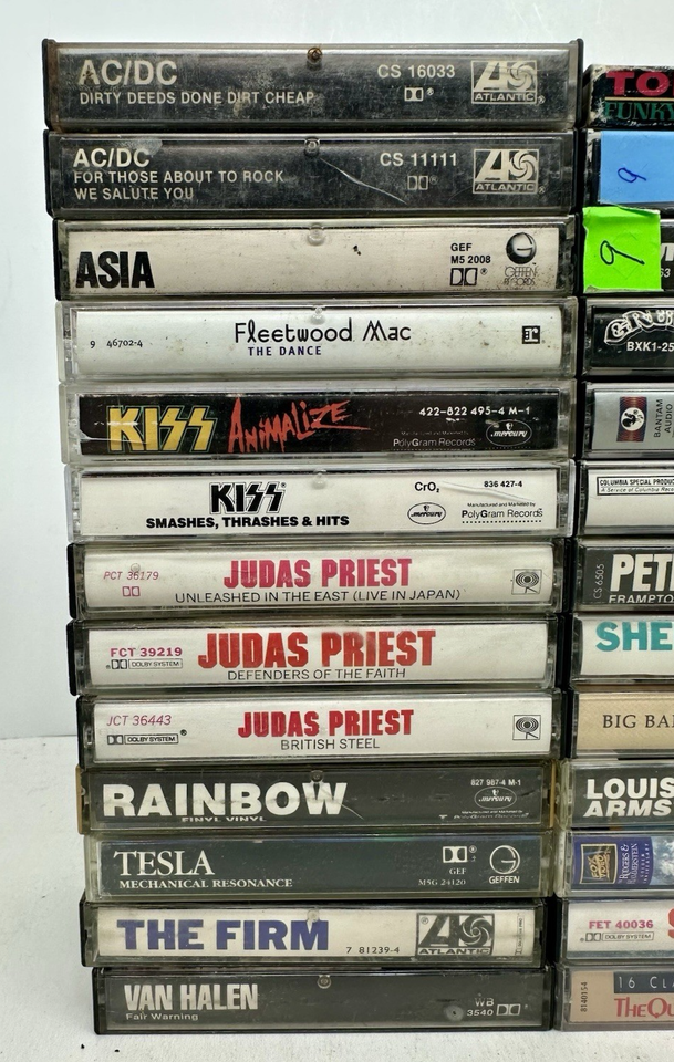 Lot Of 26 VTG Cassette Tapes Mixed Genres (AC/DC, Kiss, Fleetwood Mac ...