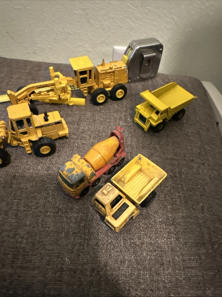 5- Vintage ERTL Construction Lot 2 Lesney (site Dumper Concrete Truck) - Image 4 of 4