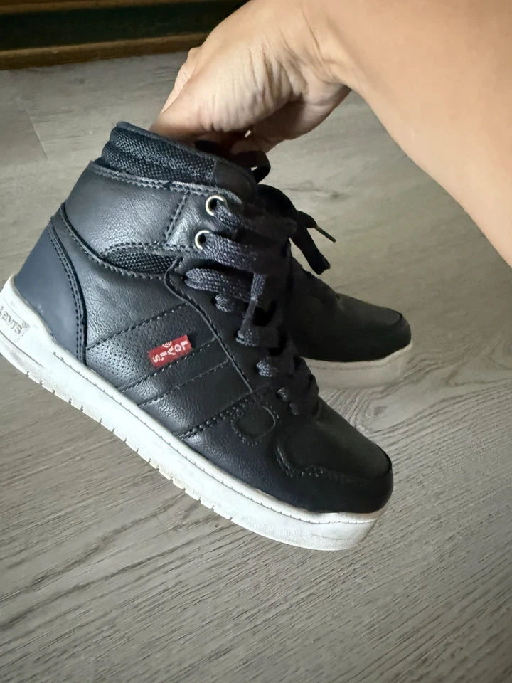 Nuevo Levi’s Azul Medio Top Tenis Zapatos Niños Talla 13 Cordones Atletismo Informal Foto 3 de 4