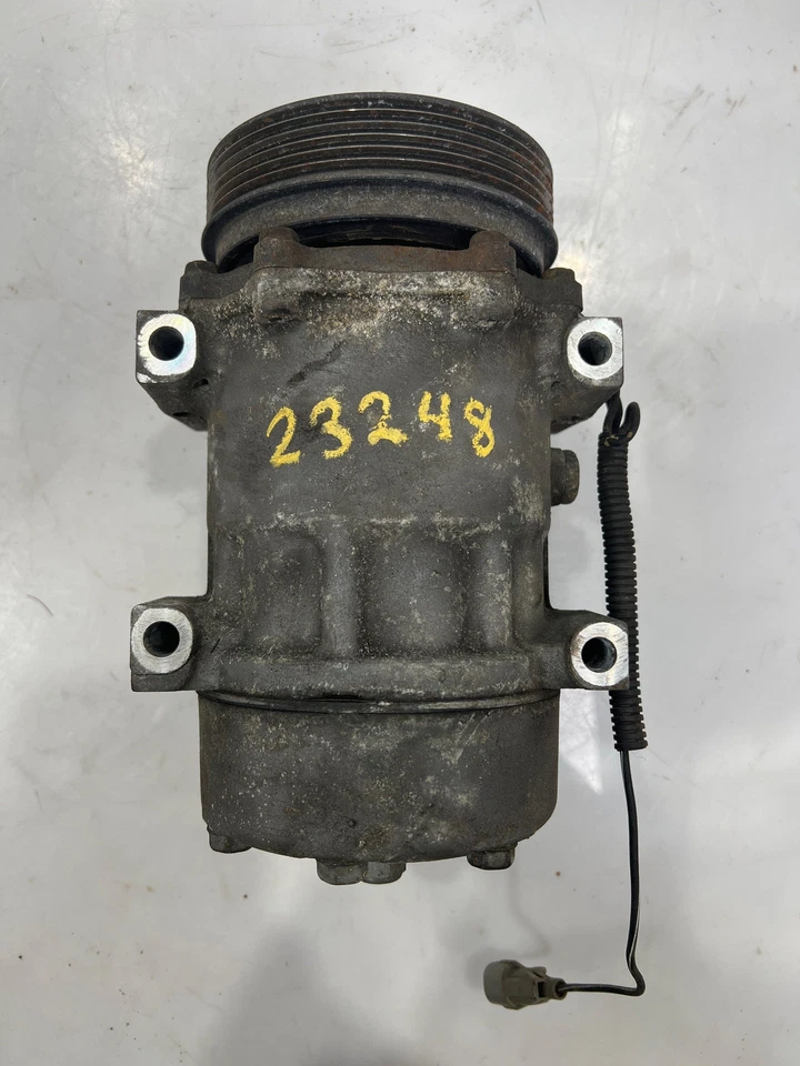 Conjunto de compresor de aire acondicionado Jeep Cherokee 97-01 OEM 55037205AC Foto 2 de 4