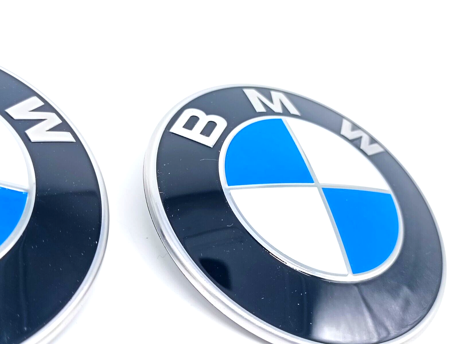 Bmw Emblem 82mm Motorhaube Kofferraum Emblem Zeichen Logo BMW In 4020 Linz Für 18,00 Skoda Emblem Schwarz