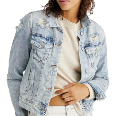 Free People Rumors Ripped Distressed destroyed Denim Jean Jacket Size XS casual