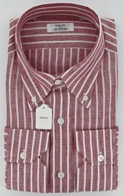 Fray Weiß Und Rotes Hemd Medium