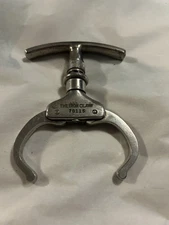 Vintage Antique ARGUS The Iron Claw Hand Cuff Restraint Device Chicago, ILL USA