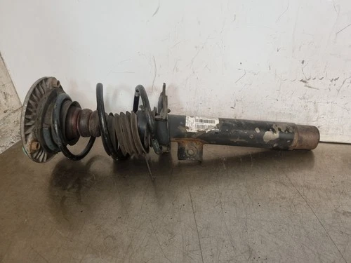 BMW 320D E90 Front Shock absorber drivers side 2006