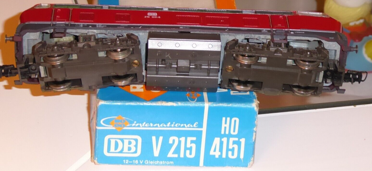 Roco H0 4151 A Diesellok BR 215 061-3 der DB in OVP LE2341