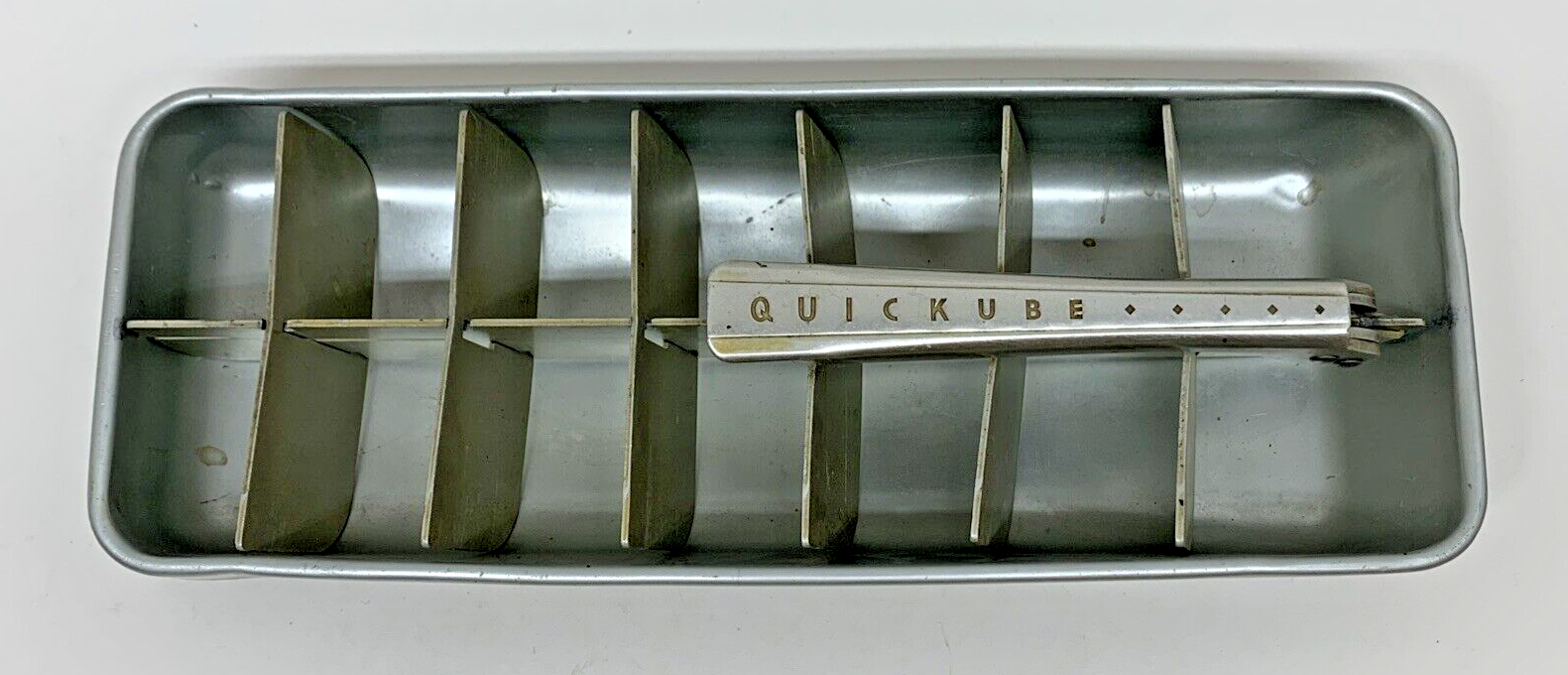 VTG Frigidaire Quickube Ice Cube Tray W Handle 14 Cubes Aluminum vtg-frigidaire-quickube-ice-cube-tray-w-handle-14-cubes-aluminum