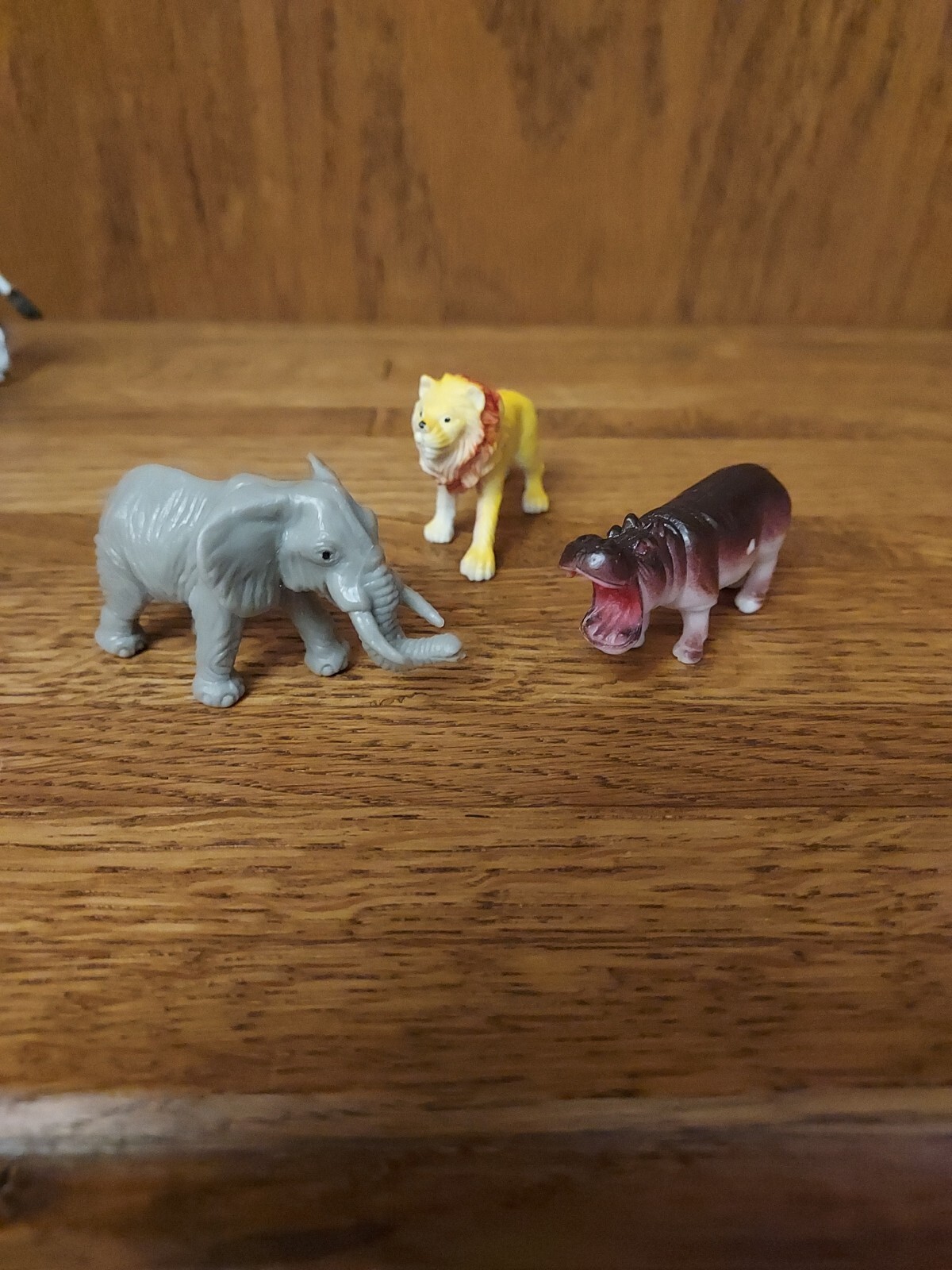 Mixed Lot of 15 Mini Plastic Animals Safari Jungle Rhino Elephant Hippo