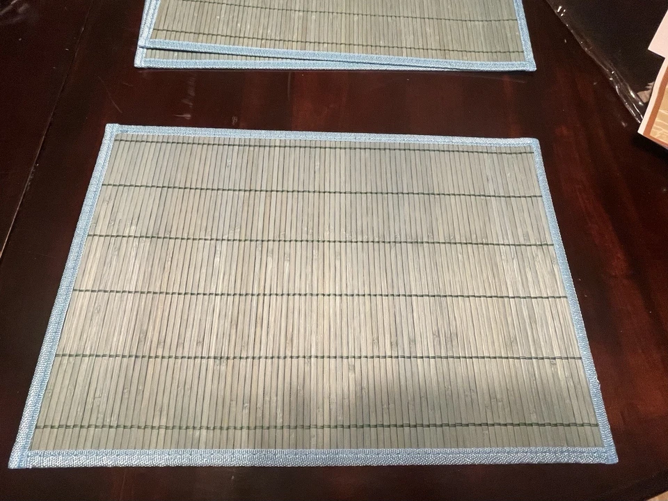 "Juego de 4 manteles individuales de bambú 12 x 18"" color verde azulado" Foto 2 de 4