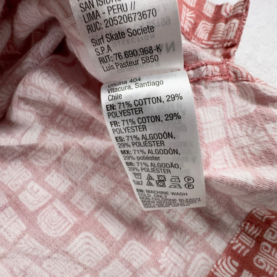 Quiksilver Waterman Shirt Men's XL Red White Comfort Fit Hawaiian Geometric - Image 4 of 4