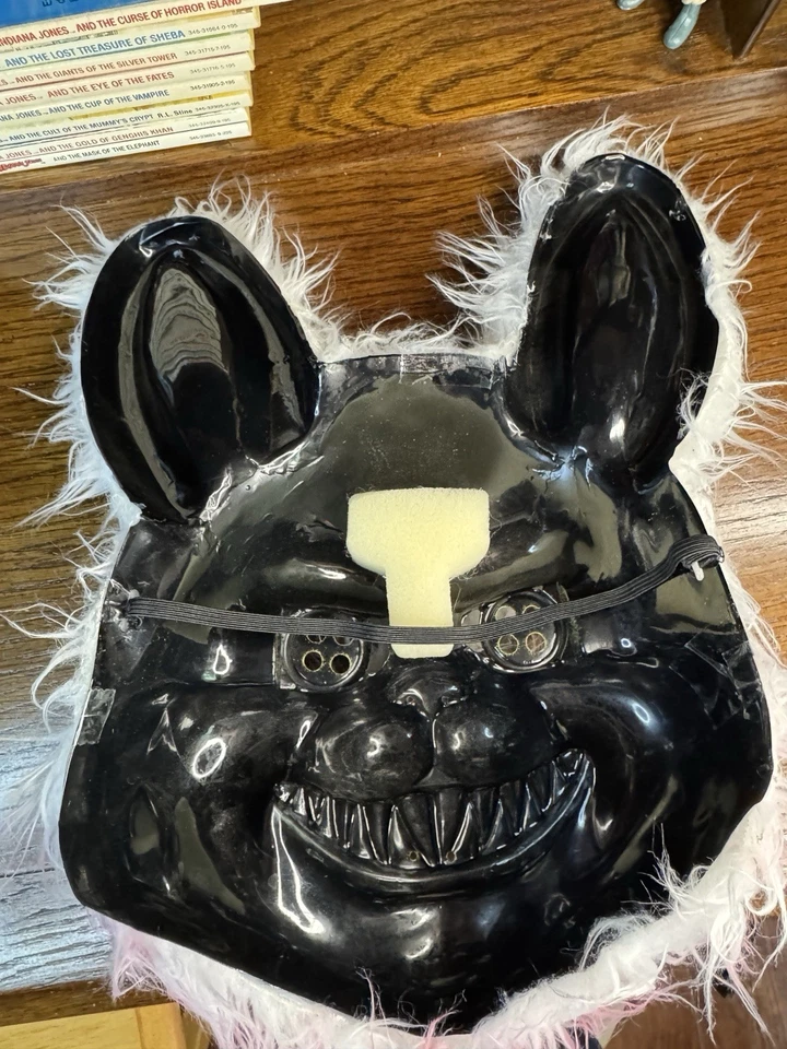 2 Five nights at Freddy's Style Killer Bunny/Bear Adult Mask Halloween - Image 4 of 4