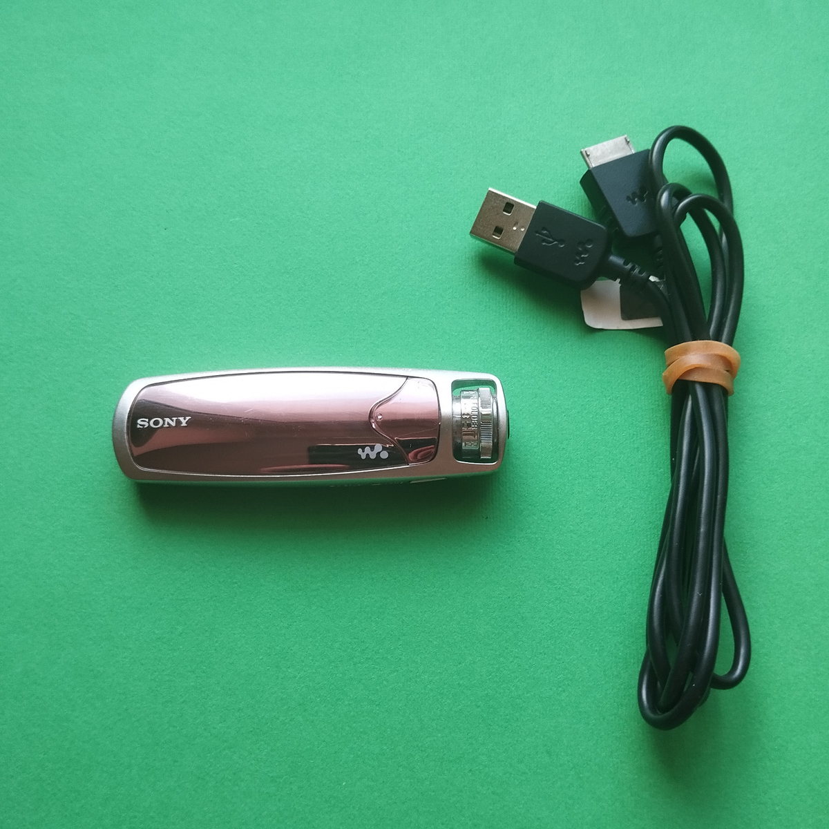 SONY ウォークマン NW-S605 ブラック Sony Walkman NW-S605 Used 2GB Black Used with Box | eBay