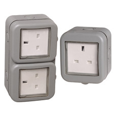 BG Weatherproof IP55 13Amp Unswitched 2 or 1 Gang Outdoor Electrical Socket