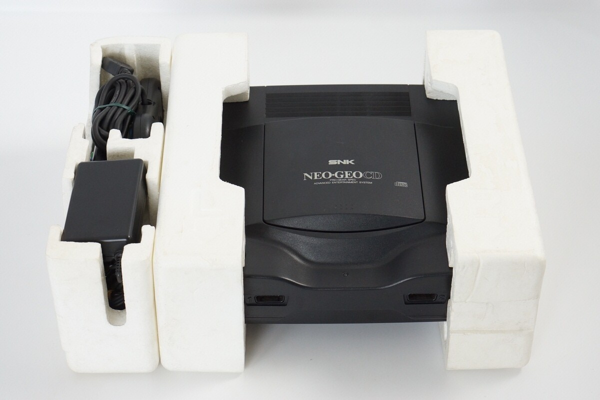 SNK - NEO.GEO  CD本体 SNK Neo Geo CD Console CD-T01 with Controller & power cable