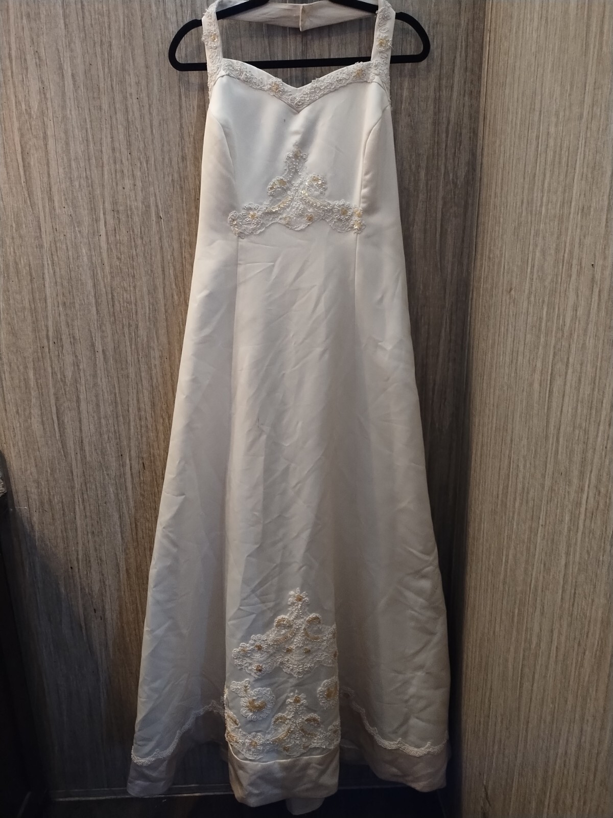 Ivory Feather  White Wedding Dress