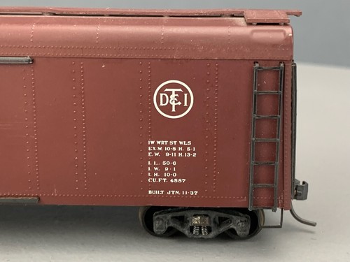 HO Athearn Metal 50’6” Wagontop DD Auto Rack Boxcar DT&I #13145 w/KDs HO5092 - Picture 4 of 15