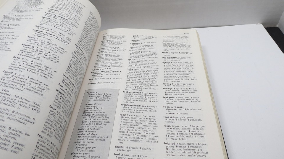 The Random House Crossword Puzzle Dictionary light use HOME OR DESK