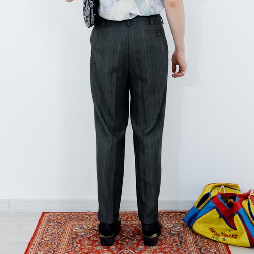 90's Vintage classic pleated pinstripe trousers in dark gray - Picture 3 of 6