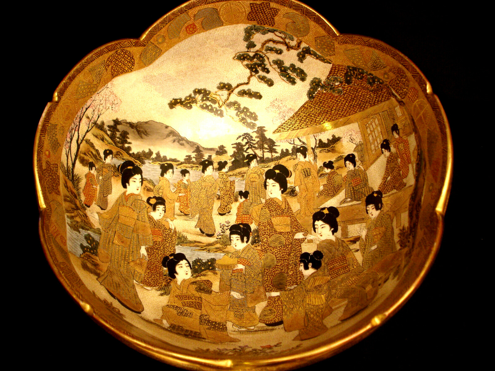 11 3/4" W MARKED Satsuma Hododa JAPANESE MEIJI PERIOD SATSUMA SCALLOPED