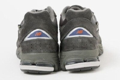BEAMS x New Balance 2002R GORE-TEX Charcoal M2002RXE Men's US5-14