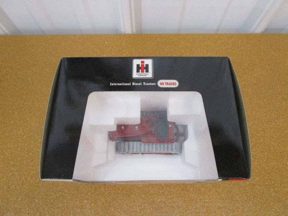 International IH TD 24 Crawler diesel SPECCAST 1/50 diecast construction B11Z - Image 2 of 4