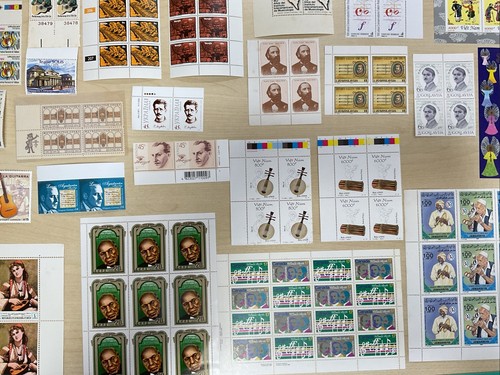 Música famosa y músicos en estampillas y mini hojas MNH como nuevo X56 artículos L844 - Imagen 9 de 21