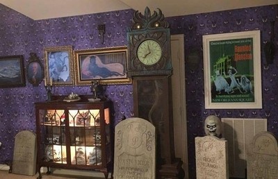 REAL Haunted Mansion Purple Wallpaper VERY RARE Disneyland Disney World 144''x24''