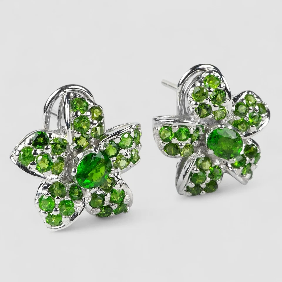 魅力霓虹绿色 Tsavorite 925 纯银手工珠宝耳环 — 第 3/4 张图片