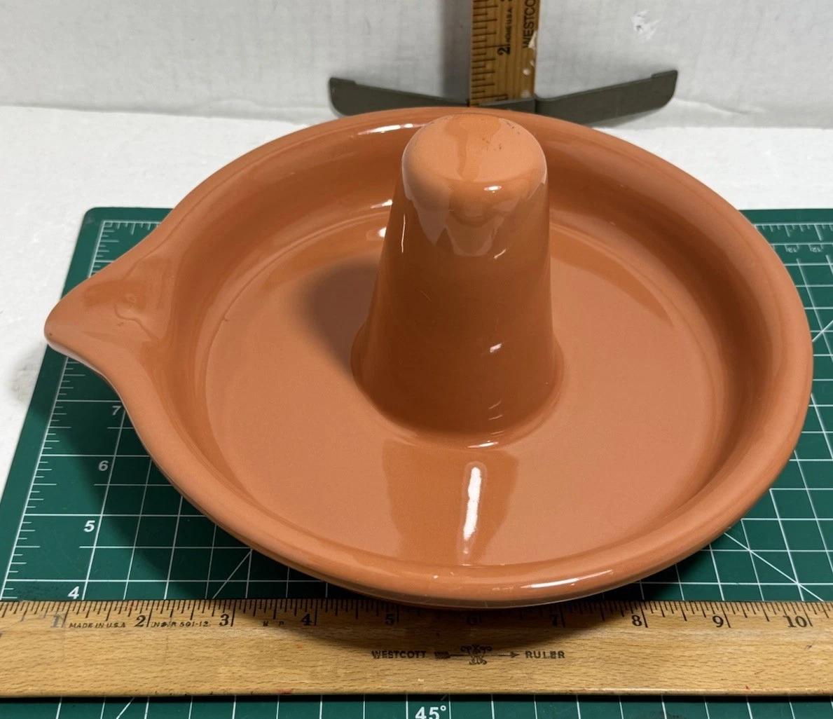 Stoneware BBQ Chicken Roaster Vintage 9” Diameter With Pouring Spout