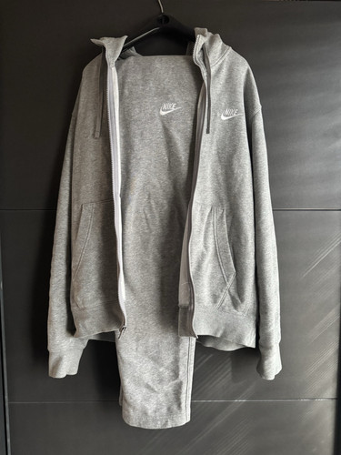 Nike Herren Trainingsanzug