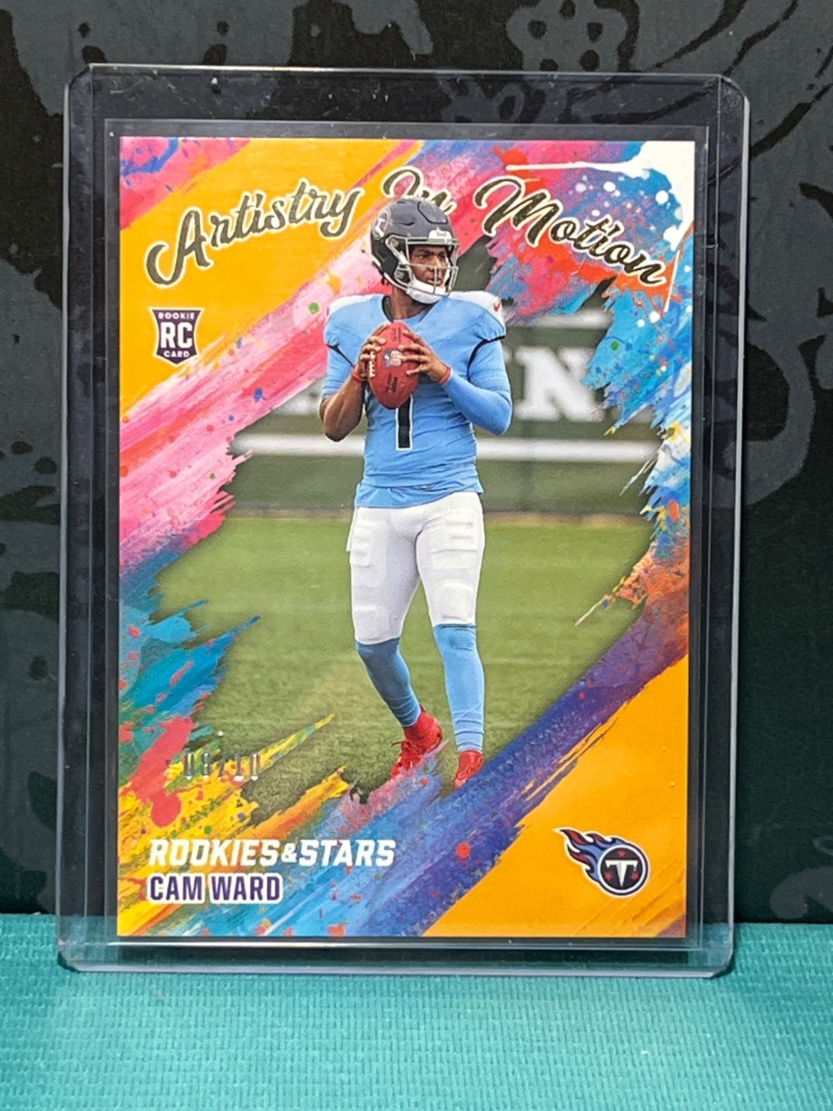 2025 Rookies And Stars Cam Ward RC Gold #/10 Artistry In Motion Tennessee Titans
