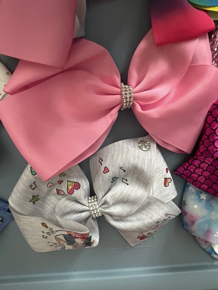 JoJo Siwa Hair Bows Multi Colors Clips Muti Sizes  - Image 4 of 4