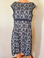Chaps Black White Floral Lace Sheath Dress Size 10 Cap Sleeve Office to Evening