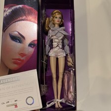 Poppy Parker Lovely In Lilac 2020 Legendary Convention Doll NRFB