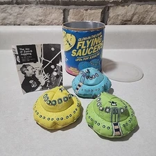 Vtg UFO's Glow In The Dark Flying Saucer Astronaut  Juggling Toy 1988 