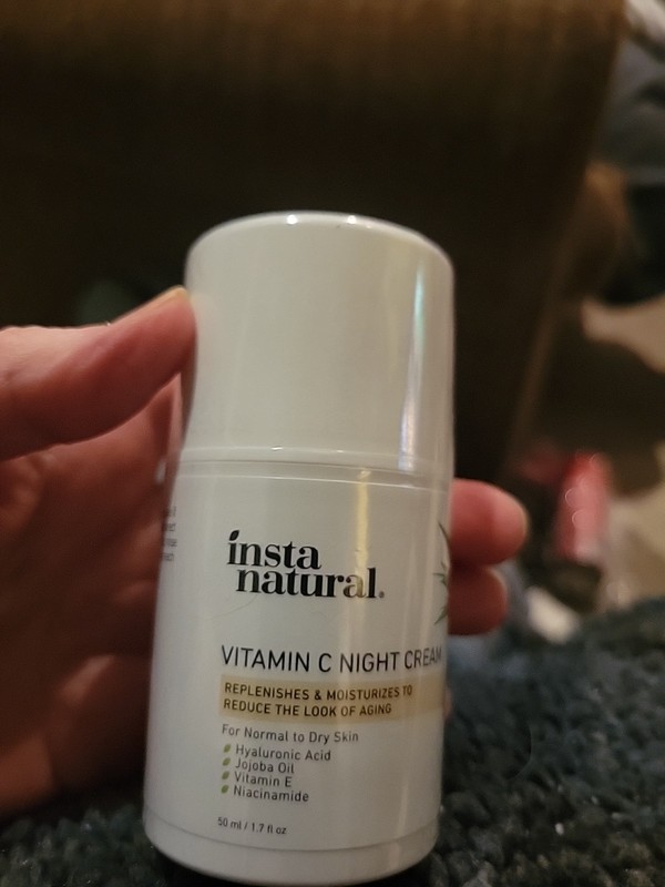 NEW ~INSTA NATURAL VITAMIN C NIGHT CREAM ~NORMAL 2 DRY SKIN / 1.7oz/50ml Exp