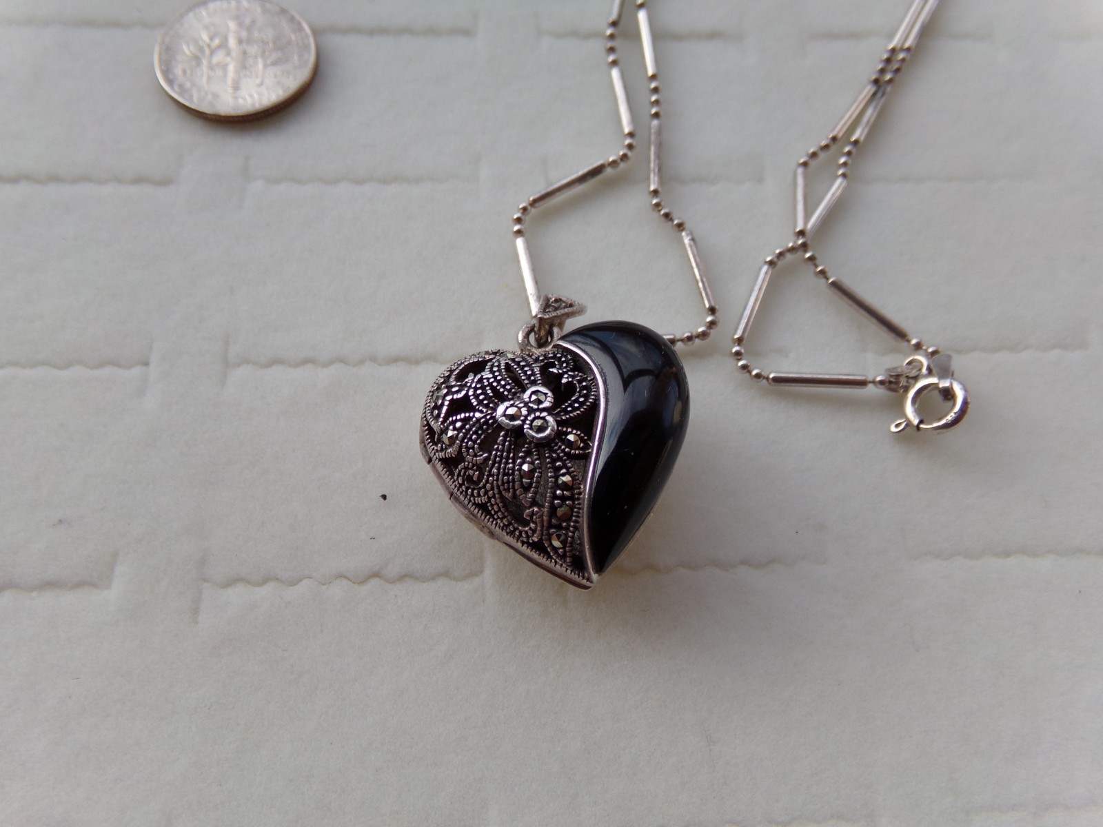 Solid Sterling Silver 925 Heart Locket Necklace 2… - image 1