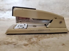Vintage Swingline Model 711 Compact Stapler Made In The USA Hipster Retro Works!
