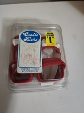 Vintage Infant Shoes Christmas Cradle Kicks Size 0 Red Lace Ruffle Shoes newborn