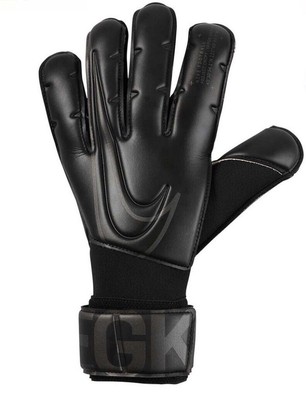 nike goalkeeper gloves size 8