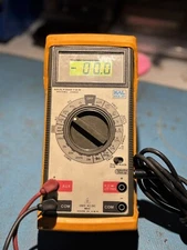 KAL Equip Multimeter Model 2882 Electrical Automotive Diagnostic w/Case & Cables