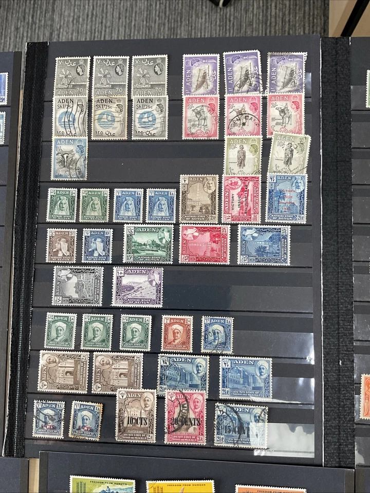 Estampillas usadas y como nuevas de la Commonwealth QV en adelante, en 24 caras de 12 páginas de stock *379 Foto 3 de 4