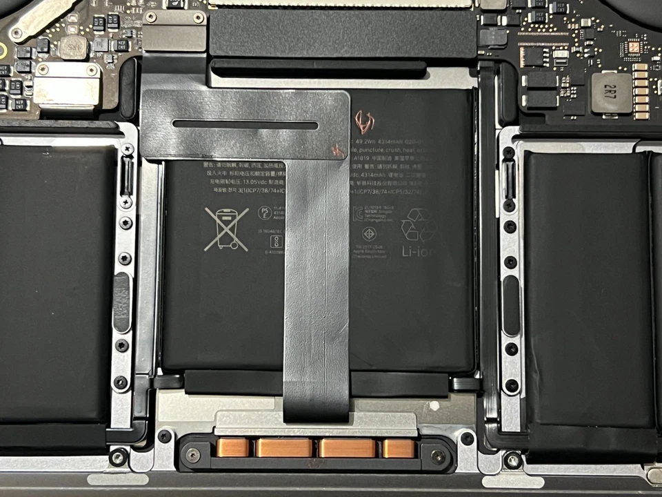 Apple MacBook Pro 13" 2017 · i5 · 16GB · 500GB, photo 3 of 5