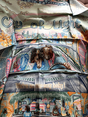 Hermes Seidentuch 88.5 x 88.5 cm 90 city of light new collection silk scarf
