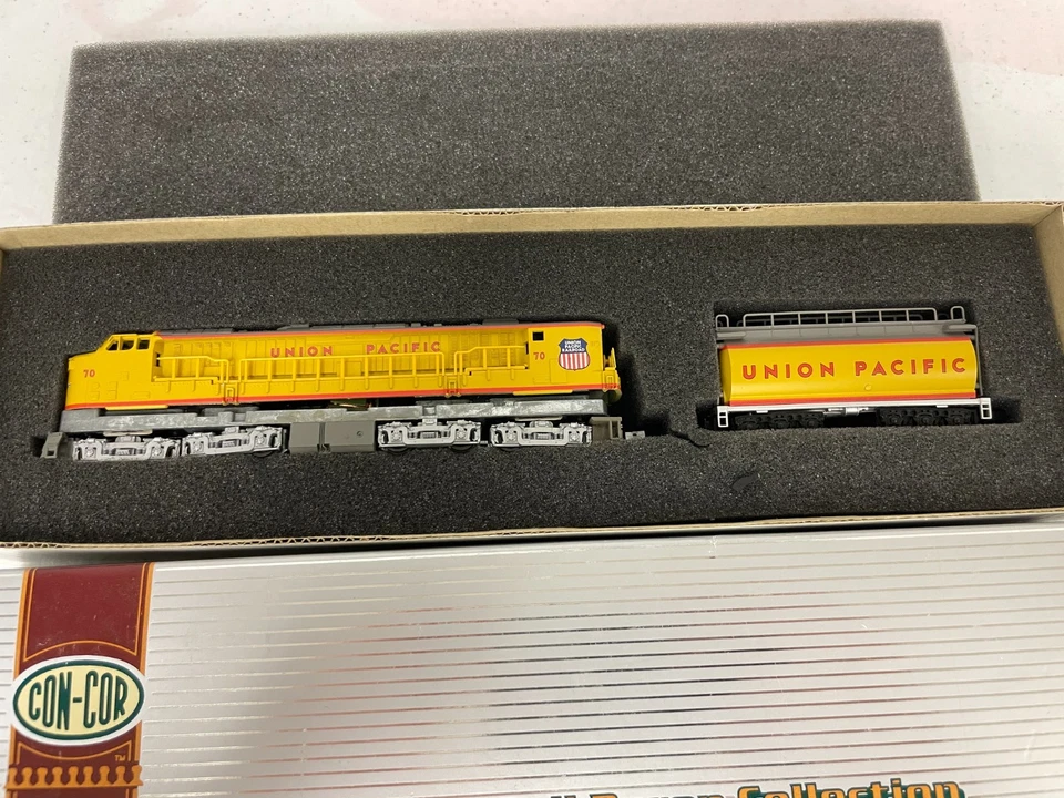 Con Cor N Scale Union Pacific Gas Turbine Locomotive Tender Yellow Train NEW - Image 2 of 4